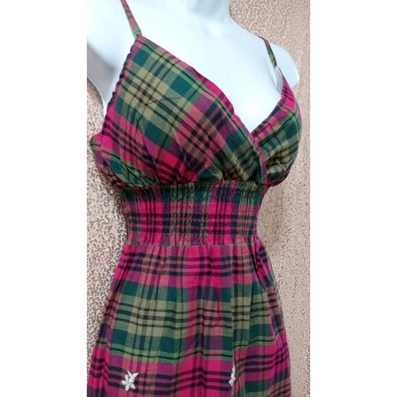 Green & pink plaid knee length pull on dress - Picture 5 of 16